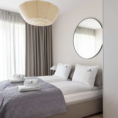 Yacht Park With Sea View By Lion Apartments Gdynia Bagian luar foto